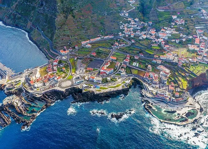 Do Monte No Porto Moniz By Homie * Levada Grande